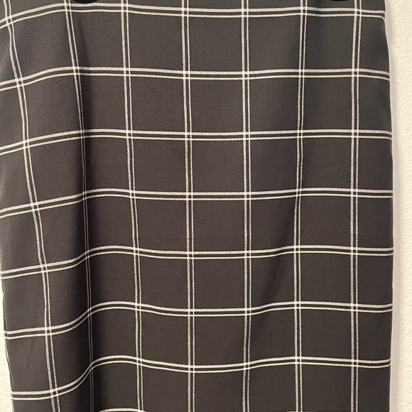 Ann Taylor Factory Skirt! - Picture 2 of 6